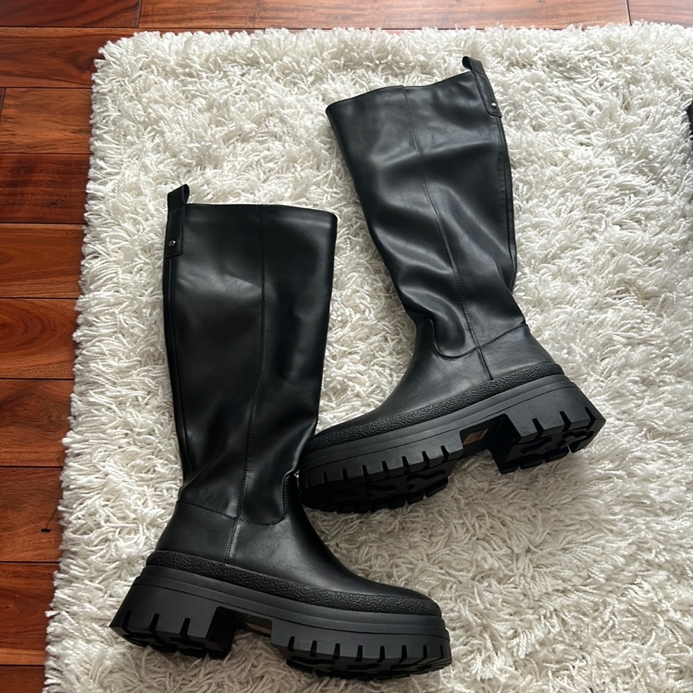 never worn under the knee boots